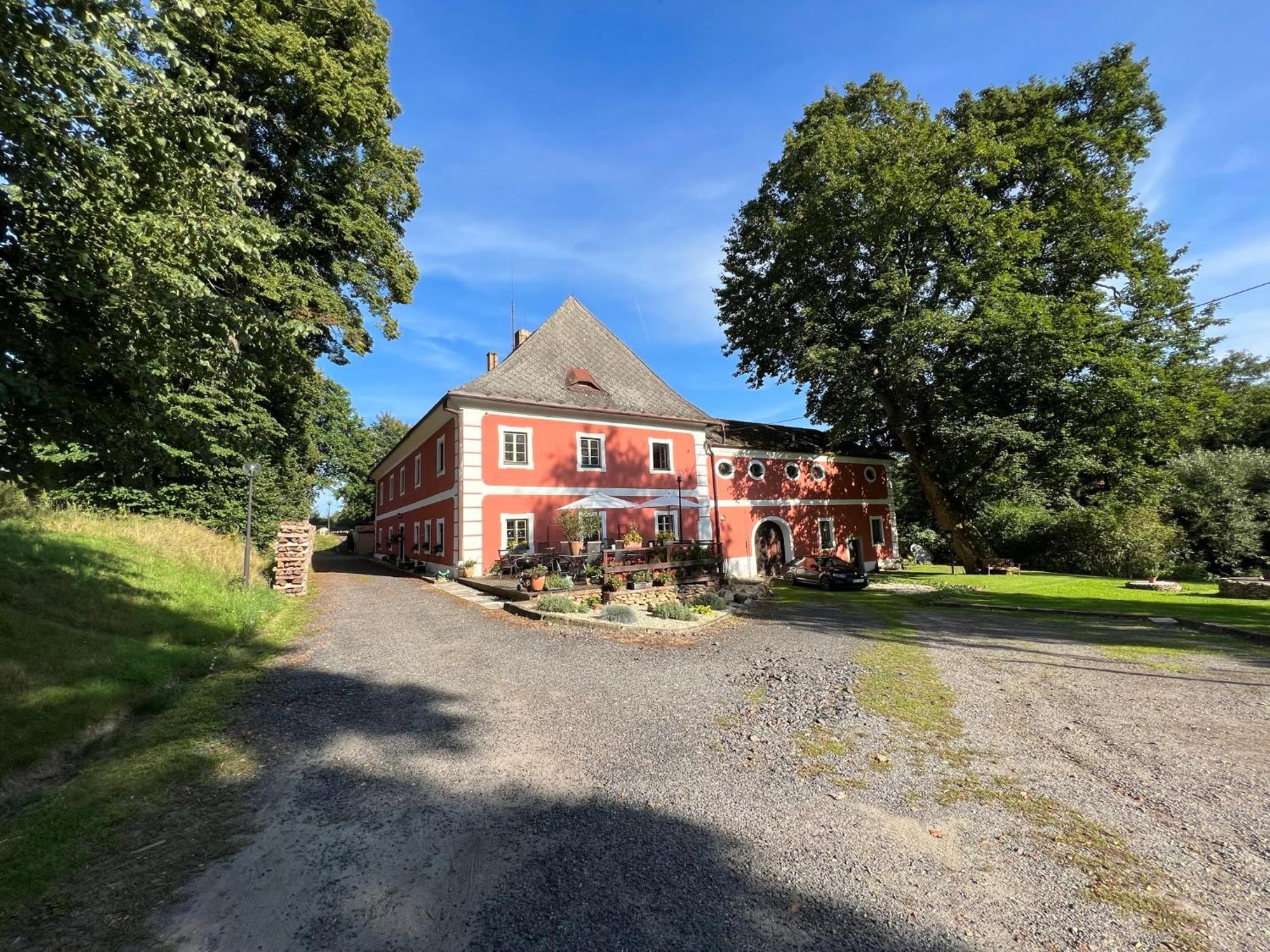 Rodinna Farma Sedmikraska Sněžné Buitenkant foto